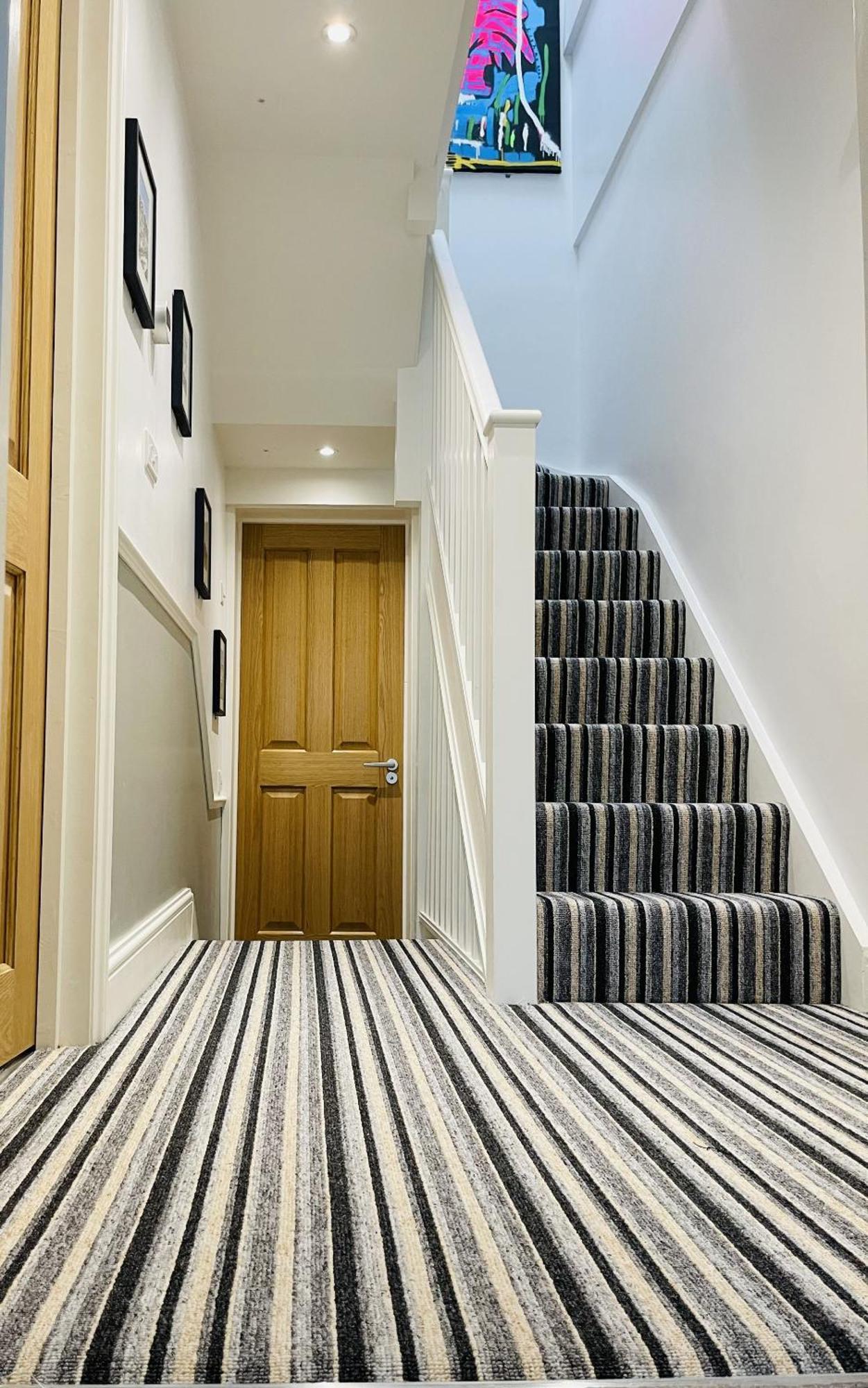 Superb Townhouse Near Vibrant Gloucester Road Bristol Exterior photo
